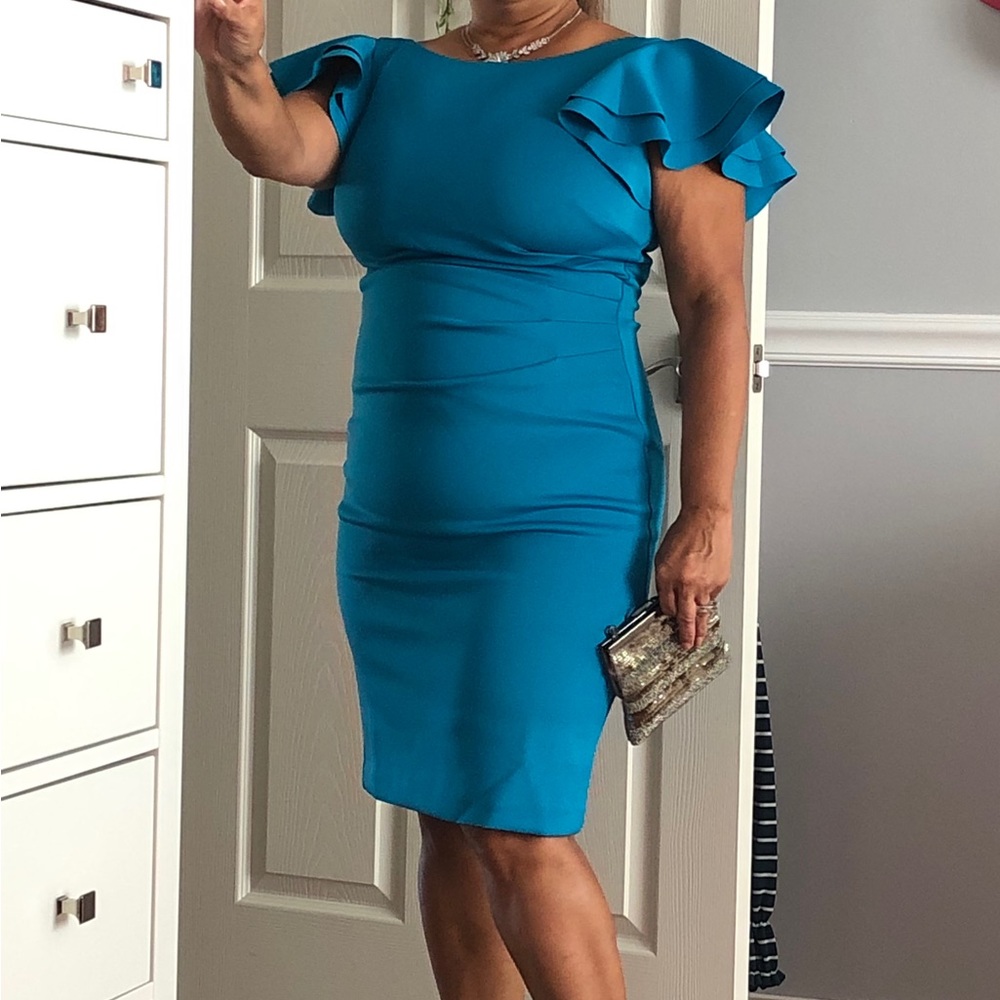 Jessica Howard
Petite Layered
Butterfly-Sleeve
Scuba Sheath Dress